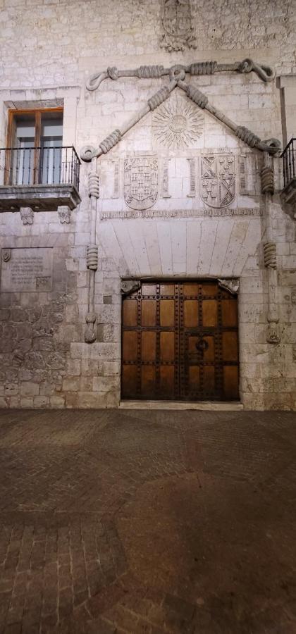 Mia Suites I Centro Historico - Parking & Wifi Free Burgo Zewnętrze zdjęcie