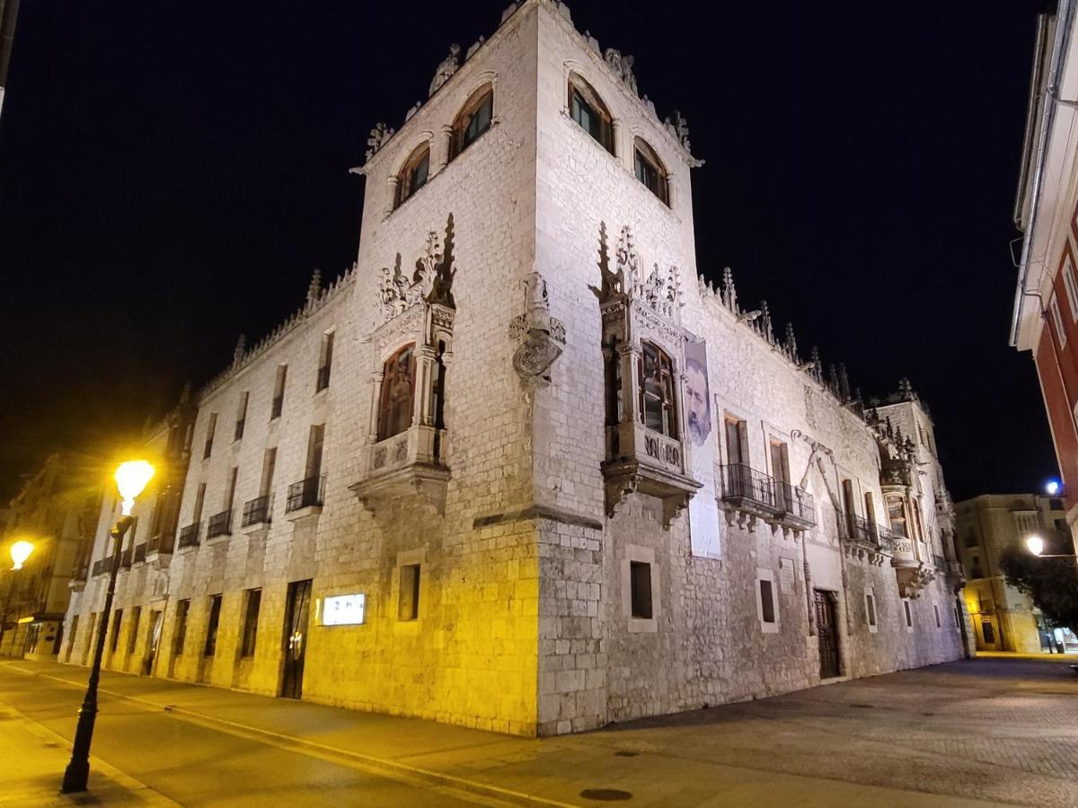 Mia Suites I Centro Historico - Parking & Wifi Free Burgo Zewnętrze zdjęcie